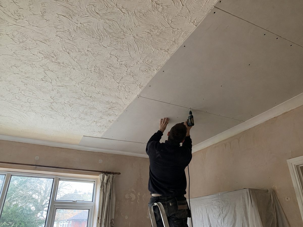 The same ceiling flat and ready to paint